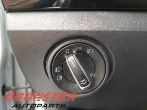 Volkswagen Up! 1.0 12V 75 Épave (2012, Gris)