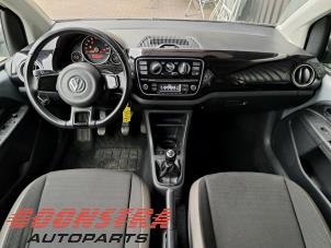 Volkswagen Up! 1.0 12V 75 Épave (2012, Gris)