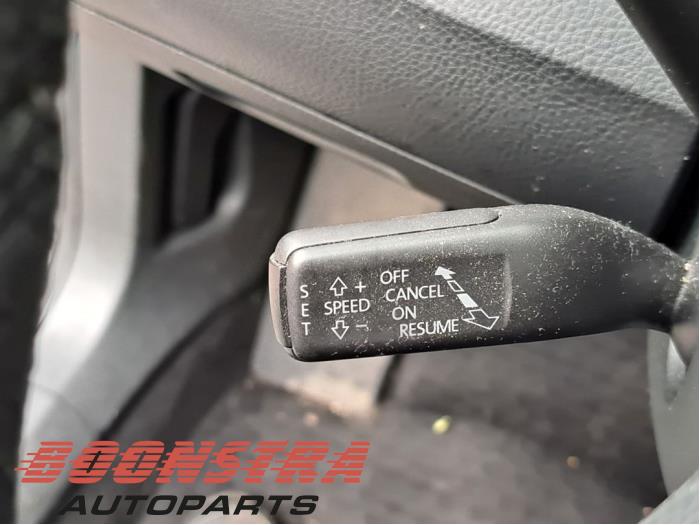 Volkswagen Passat Alltrack 2.0 TDI 16V 177 4Motion Skrotfordon (2014, GRIJS)