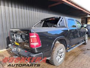 Dodge 1500 Crew Cab 5.7 Hemi V8 4x4 Épave (2020, Noir)