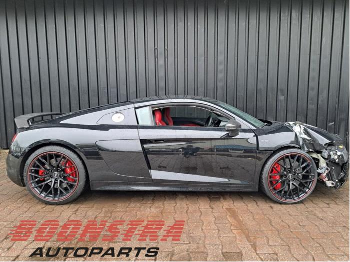 Audi R8 5.2 V10 Plus Quattro Épave (2016, Noir)