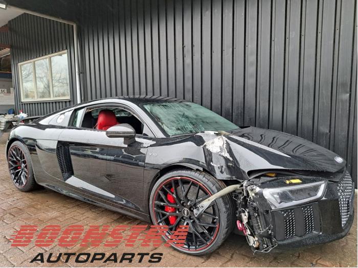 Audi R8 5.2 V10 Plus Quattro Épave (2016, Noir)