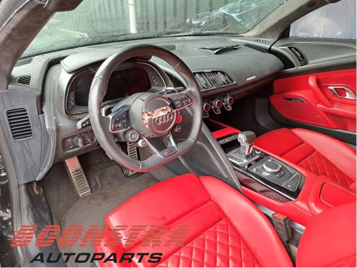 Audi R8 5.2 V10 Plus Quattro Épave (2016, Noir)