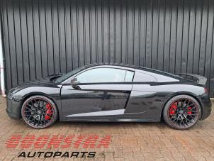 Audi R8 5.2 V10 Plus Quattro Épave (2016, Noir)