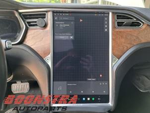 Tesla Model S 90D Vehículo de desguace (2017, Blanco)