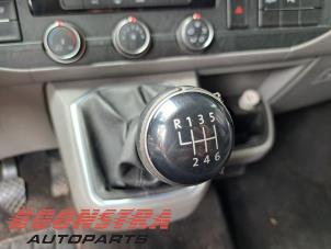 Volkswagen Transporter T6 2.0 TDI 150 Vehículo de desguace (2024, Gris)