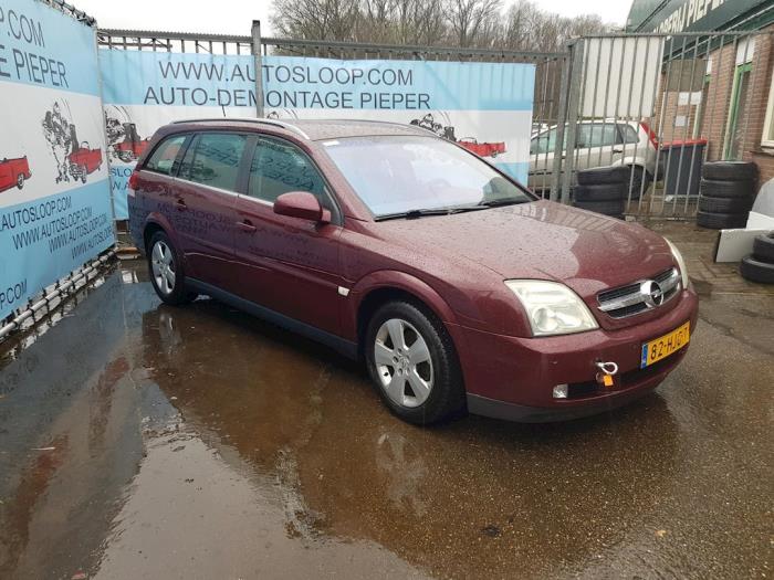 Opel Vectra C Caravan 2 2 Dig 16v Schrott Baujahr 04 Farbe Rot Proxyparts De