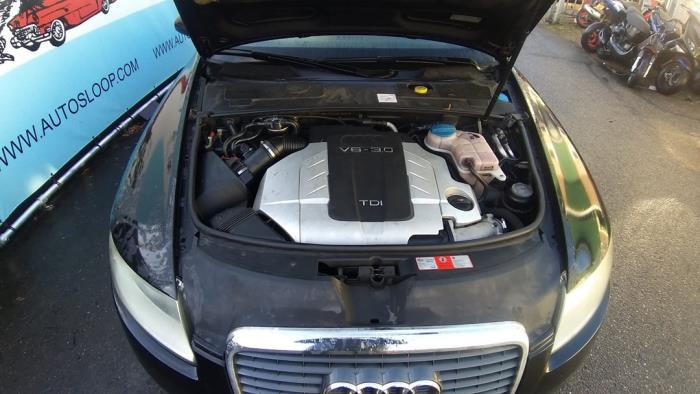 Audi A6 3.0 TDI V6 24V Quattro Vehículo de desguace (2005, Negro)