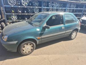 Ford Fiesta 4 1.3i  (Épave)