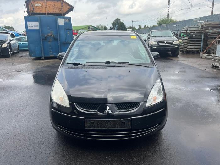V40232