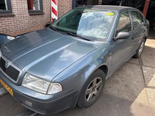 Skoda Octavia 1.6  (Desguace)