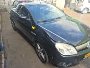 Opel Tigra Twin Top 1.8 16V  (Schrott)
