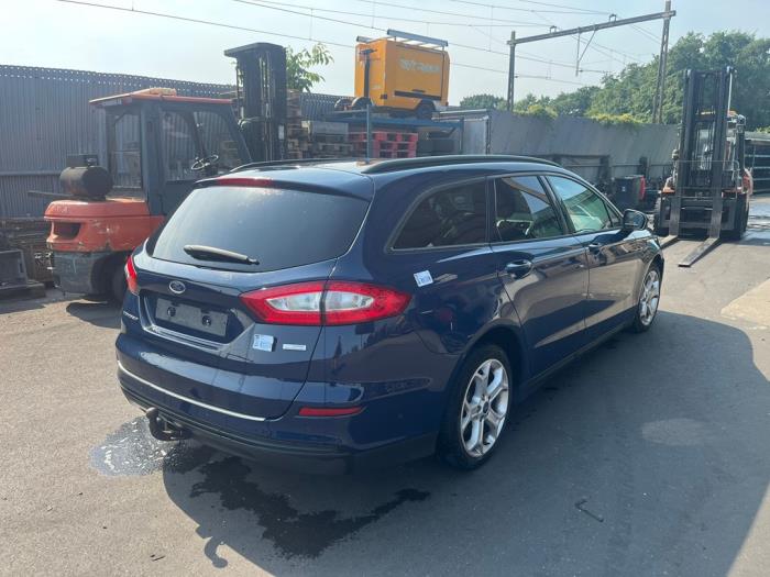 Ford Mondeo V Wagon 1.5 TDCi Vehículo de desguace (2015, Azul)