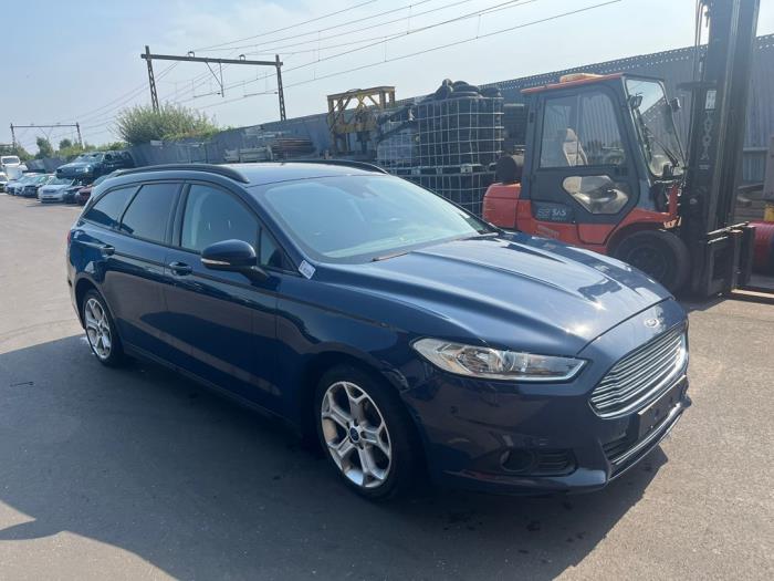 Ford Mondeo V Wagon 1.5 TDCi Vehículo de desguace (2015, Azul)