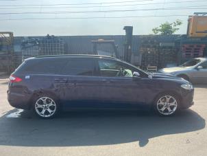 Ford Mondeo V Wagon 1.5 TDCi Samochód złomowany (2015, Niebieski)