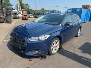 Ford Mondeo V Wagon 1.5 TDCi Samochód złomowany (2015, Niebieski)