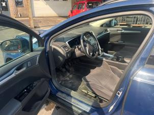 Ford Mondeo V Wagon 1.5 TDCi Samochód złomowany (2015, Niebieski)