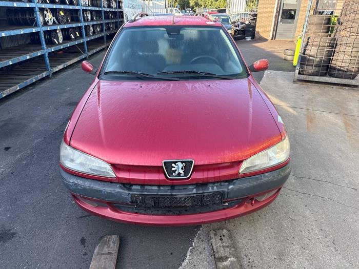 Peugeot 306 Break 1.8i XT,ST Salvage vehicle (1998, Red)