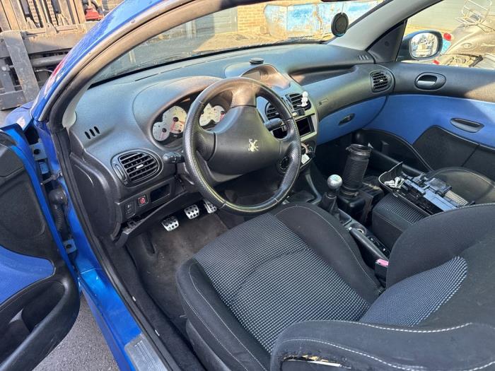 Peugeot 206 CC 2.0 16V Salvage vehicle (2002, Blue)
