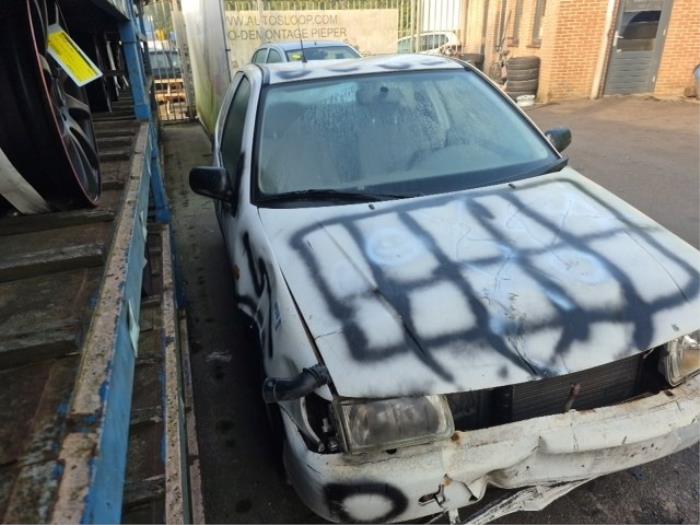 Volkswagen Polo III 1.4i 60 Salvage vehicle (1995, White)