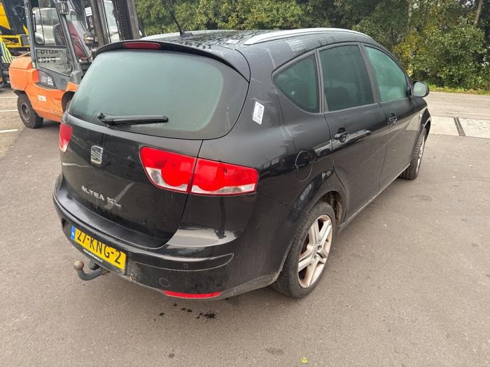Seat Altea XL 1.8 TFSI 16V Salvage vehicle (2010, Black)
