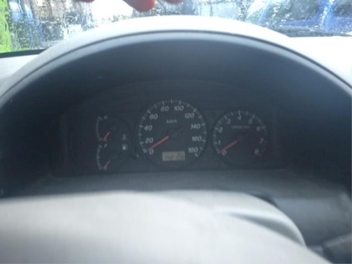 Mazda Demio 1.5 16V Samochód złomowany (2000, Niebieski)