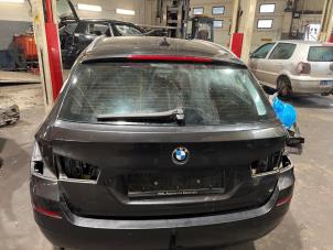 BMW 5 serie Touring 520i 16V Samochód złomowany (2013, Szary)