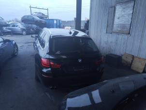 BMW 5 serie Touring 520i 16V Samochód złomowany (2013, Szary)