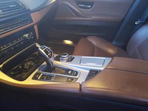BMW 5 serie Touring 520i 16V Samochód złomowany (2013, Szary)