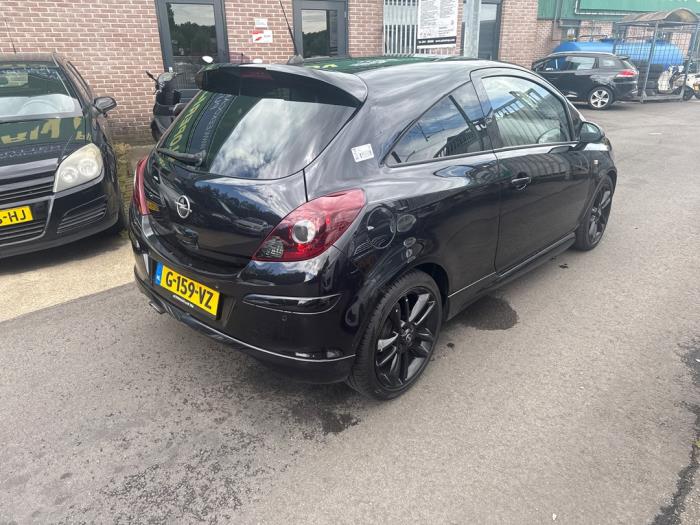 Opel Corsa D 1.3 CDTi 16V ecoFLEX Épave (2011, Noir)