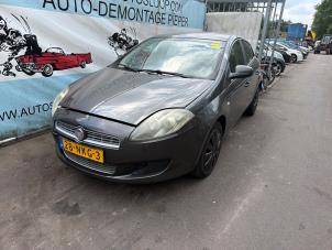 Fiat Bravo 1.4 16V Vehículo de desguace (2010, Gris)
