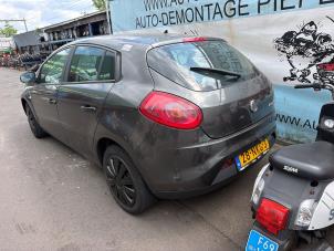 Fiat Bravo 1.4 16V Vehículo de desguace (2010, Gris)