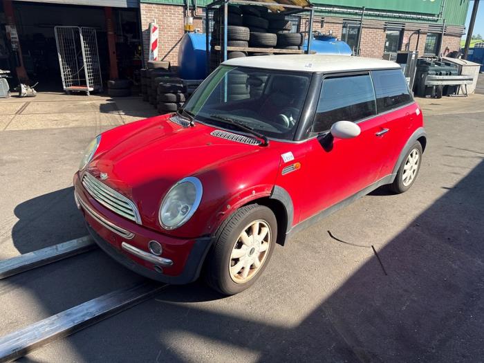 Mini Mini 1.6 16V Cooper Épave (2001, Rouge)