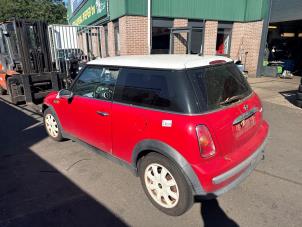 Mini Mini 1.6 16V Cooper Épave (2001, Rouge)