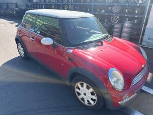 Mini Mini 1.6 16V Cooper Épave (2001, Rouge)