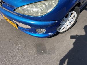 Peugeot 206 CC 2.0 16V Vehículo de desguace (2002, Azul)