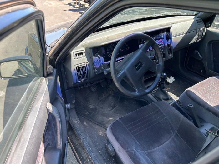 Volvo 440 1.8 i DL/GLE Vehículo de desguace (1997, Verde)