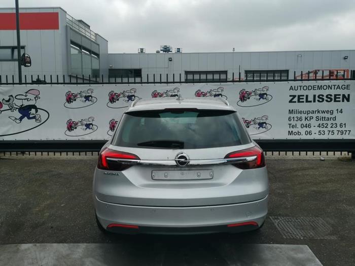 Opel Insignia Sports Tourer 1.6 CDTI 16V 136 Épave (2017, Gris argenté)