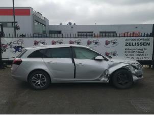 Opel Insignia Sports Tourer 1.6 CDTI 16V 136 Épave (2017, Gris argenté)
