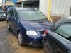 Schrottauto Volkswagen Touran aus 2003