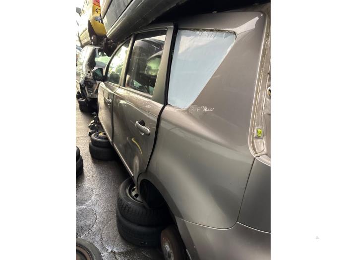 Nissan Note 1.6 16V Vehículo de desguace (2006, Marrón)