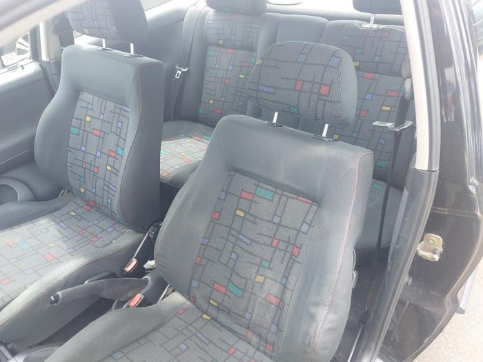 Volkswagen Polo III 1.6i 75 Épave (1996, Noir)