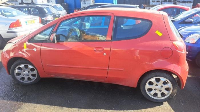 Mitsubishi Colt 1.3 16V Vehículo de desguace (2006, Rojo)