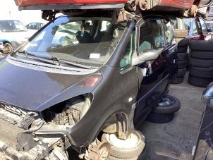 Peugeot 1007 1.4 Vehículo de desguace (2006, Negro)
