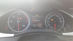 Audi A4 Avant 2.7 TDI V6 24V Épave (2009, Noir)