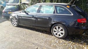 Audi A4 Avant 2.7 TDI V6 24V Épave (2009, Noir)