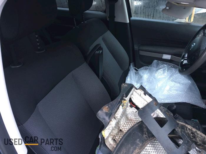 Citroen C4 Cactus 1.2 PureTech 110 12V Samochód złomowany (2015, Szary)