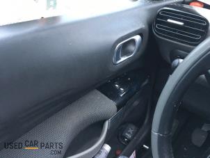 Citroen C4 Cactus 1.2 PureTech 110 12V Samochód złomowany (2015, Szary)