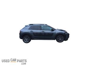 Citroen C4 Cactus 1.2 PureTech 110 12V Samochód złomowany (2015, Szary)