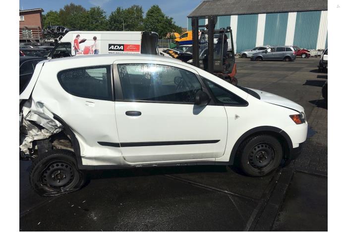 Mitsubishi Colt 1.1 12V Épave (2011, Blanc)